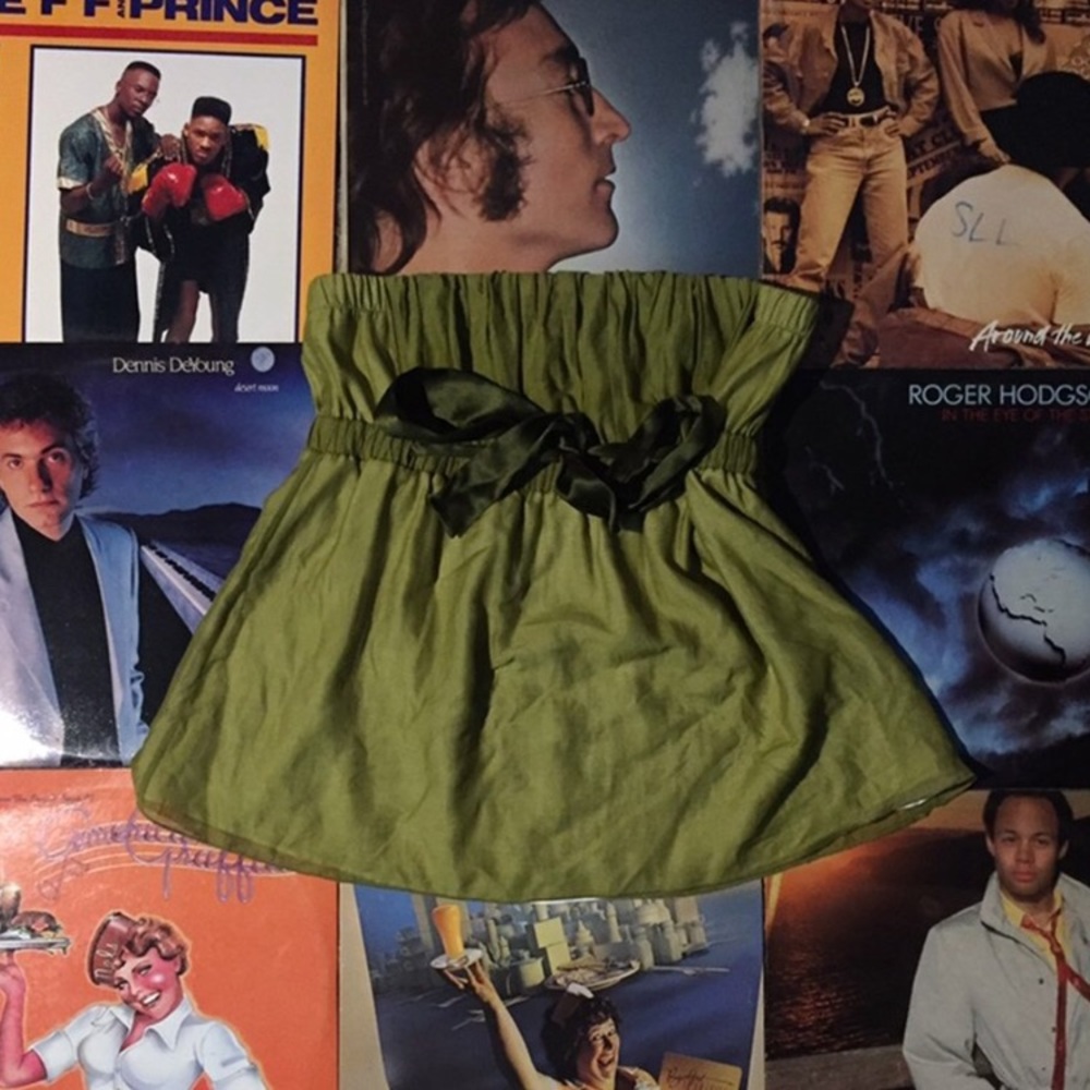 GREEN STRAPLESS TIE FRONT BLOUSE